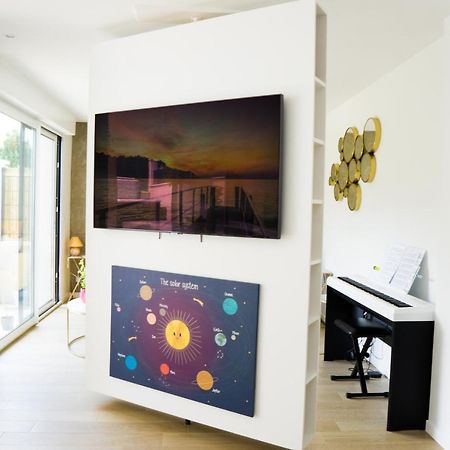 Exigehome - Chambre D'Hote Avec Jacuzzi Et Jardin Paysage, Partage Orgeval  Luaran gambar